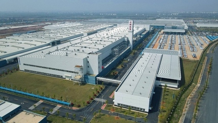 福特领睿畅销五大洲，探秘其背后的数字化标杆——富山工厂